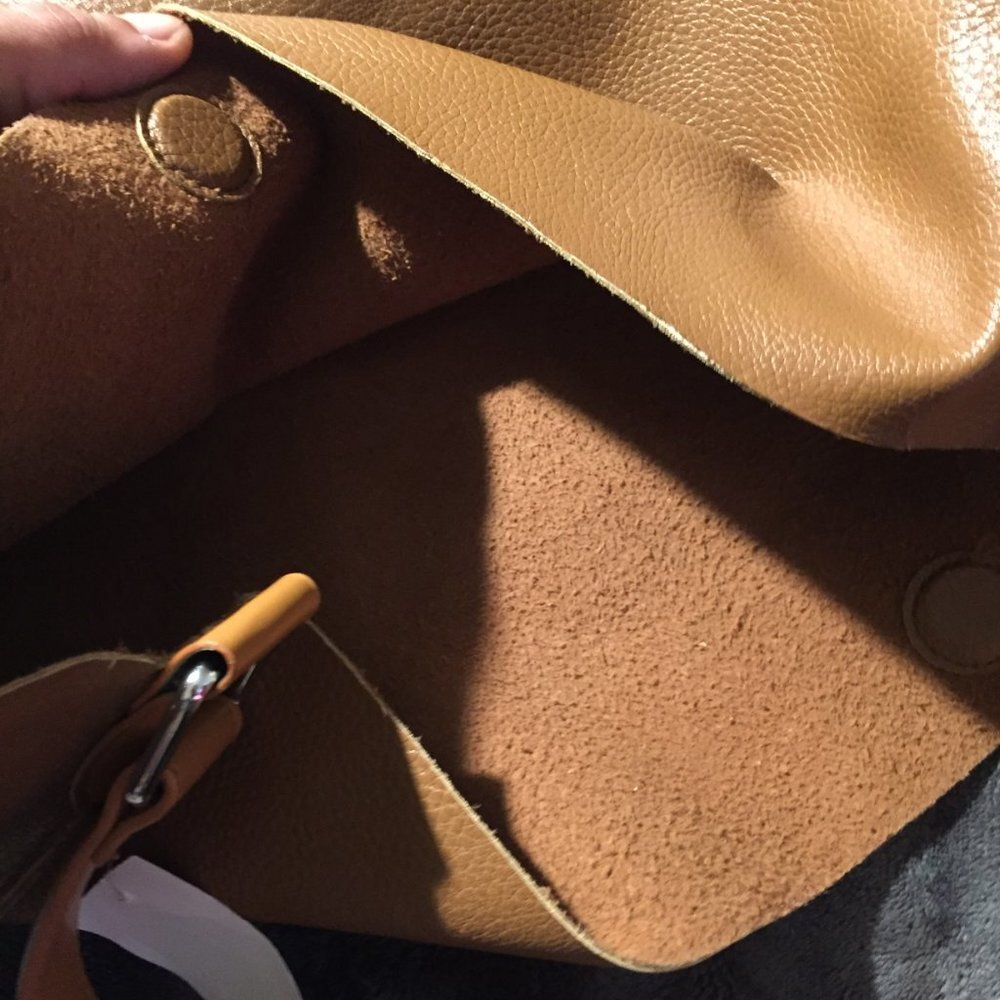 Brown Purse Bag With Mini Bag Included - Picture 12 of 16